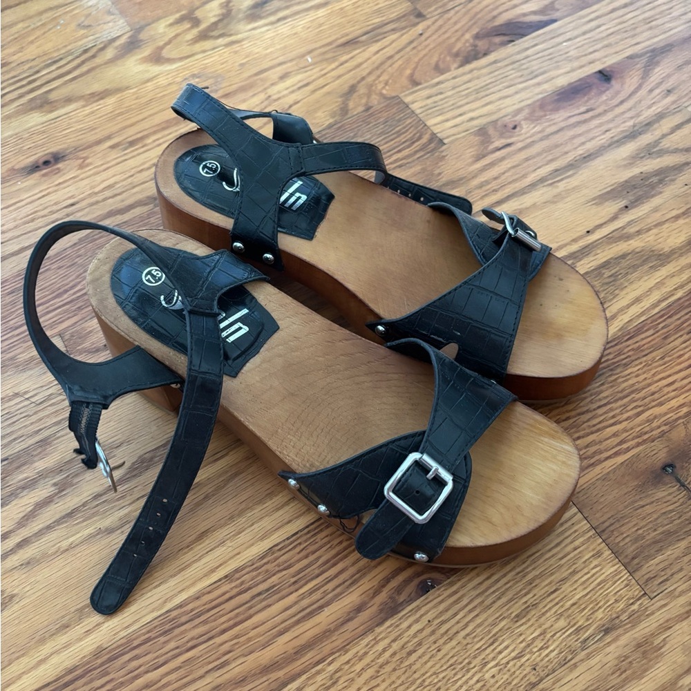 SHEIN Black Sandals with Adjustable Straps